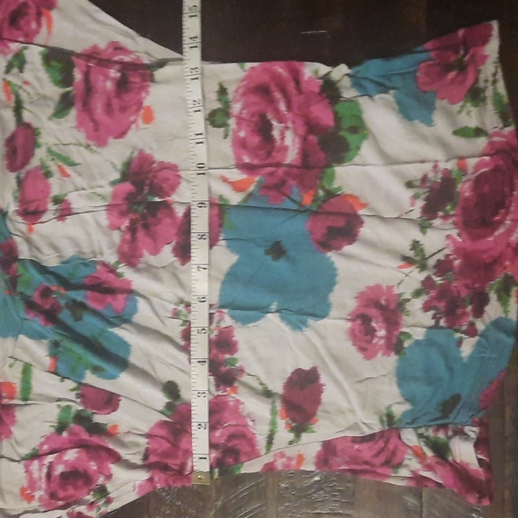Floral top - Picture 5 of 7